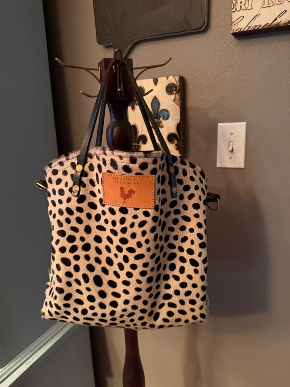 Meanwhile Back on the Farm Cheetah Hair purse/backpack - Picture 7 of 7